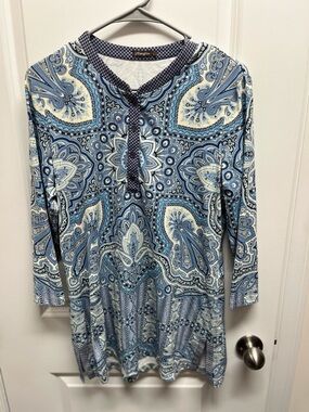 J.McLaughlin Blue Paisley Henley Tunic Top Size L Catalina Cloth